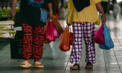 Malaysia đặt mục tiêu cấm sử dụng túi nilon vào năm 2025